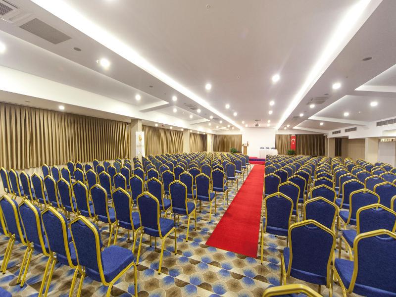 Hotel Golden Way Giyimkent Istanbul Exterior photo