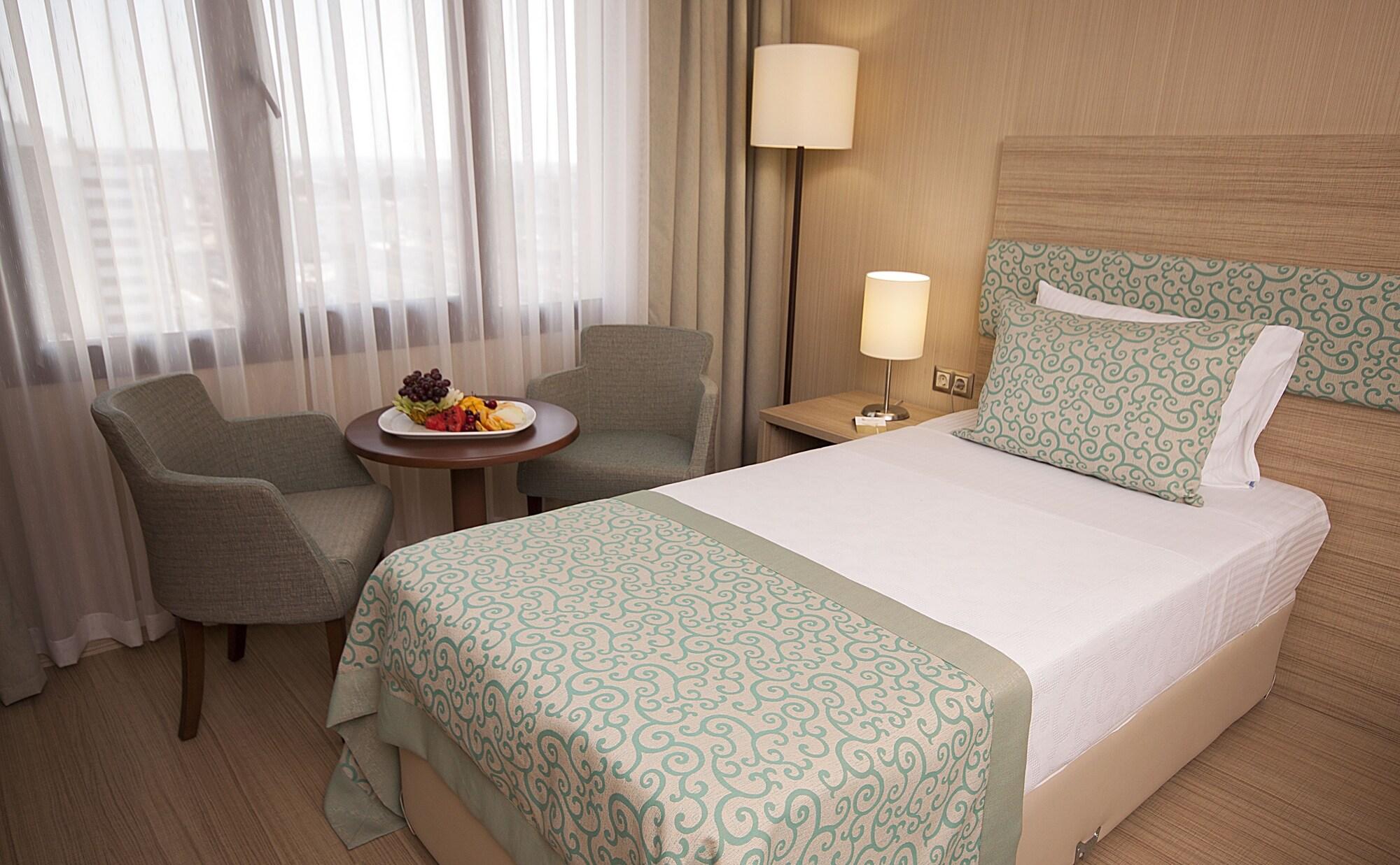 Hotel Golden Way Giyimkent Istanbul Exterior photo